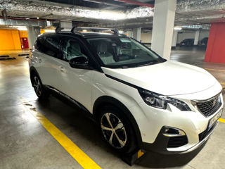 Peugeot 5008 foto 2