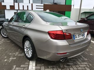 BMW 5GT foto 7