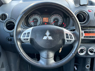 Mitsubishi Colt foto 13