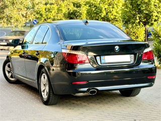 BMW 5 Series foto 3