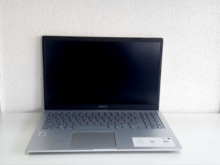 Asus X515J foto 1