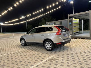 Volvo XC60 foto 4