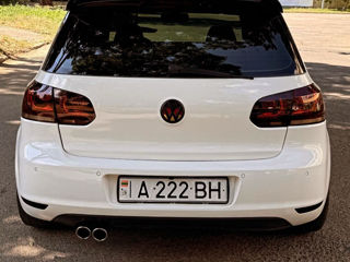 Volkswagen Golf foto 2