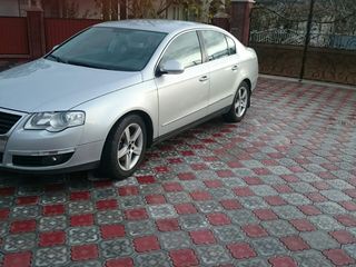 Volkswagen Passat foto 1