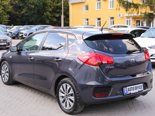 KIA Ceed foto 3