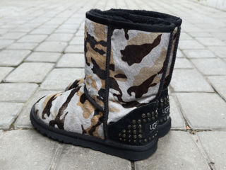 UGG Rowland Boots. Размер 37. Оригинал. В отличном состоянии. foto 7