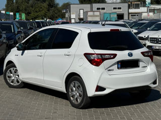 Toyota Yaris foto 4