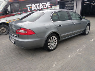 Skoda Superb foto 2