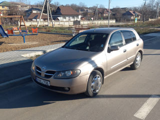 Nissan Almera foto 7