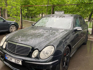 Mercedes E-Class foto 5