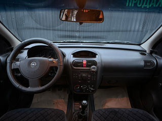 Opel Corsa foto 11