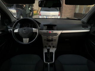 Opel Astra foto 8