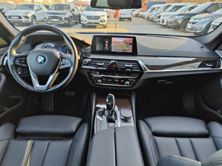 BMW 5 Series foto 8