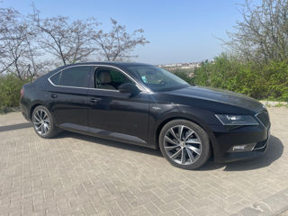 Skoda Superb foto 3