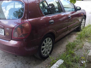 Nissan Almera foto 7