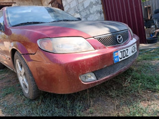 Mazda 323 foto 6