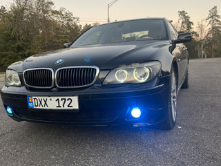 BMW 7 Series foto 1