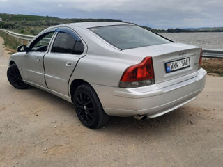 Volvo S60 foto 6