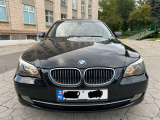 BMW 5 Series foto 5