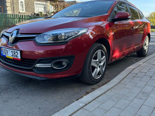 Renault Megane foto 2