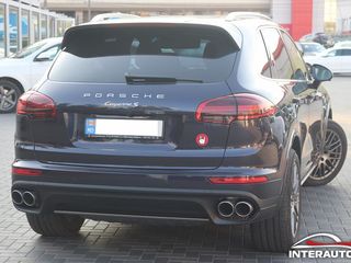 Porsche Cayenne foto 5