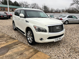 Infiniti QX56 foto 6