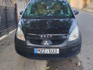 Mitsubishi Colt foto 1