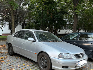 Toyota Avensis t22 в разборе