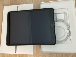 iPad gen 9 Wi-Fi, 64GB Space Grey + Husa si sticla de protectie !