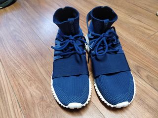 Adidas Tubular m42.5 27cm