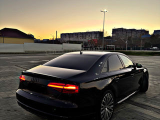 Audi A8 foto 4