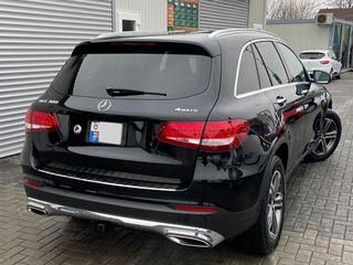 Mercedes GLC foto 3