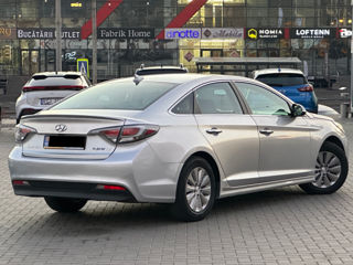 Hyundai Sonata foto 4