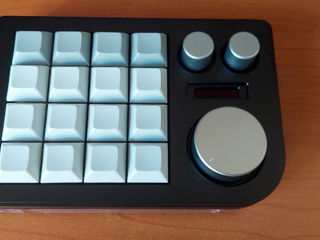 Макроклавиатура Megalodon Triple Knob Macropad