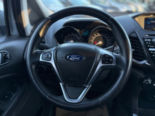 Ford EcoSport foto 12