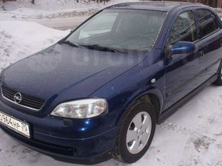 Opel Astra foto 1