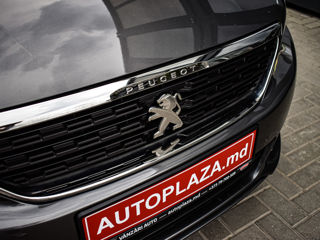 Peugeot 308 foto 12