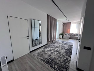 Apartament cu 2 camere, 78 m², Buiucani, Chișinău foto 3