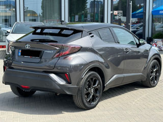 Toyota C-HR foto 4