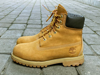 Timberland Premium 6-Inch Waterproof Boots. Размер 37. В отличном состоянии. Оригинал. foto 1