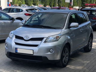 Toyota Urban Cruiser foto 1