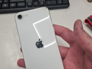 Iphone se 2020 128gb. 1300 lei. Cititi in anunt. foto 4