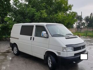 Volkswagen T4 foto 2