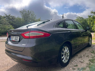 Ford Mondeo foto 5