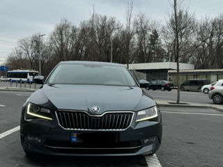 Skoda Superb foto 3