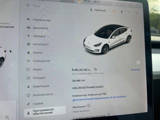 Tesla Model 3 foto 5