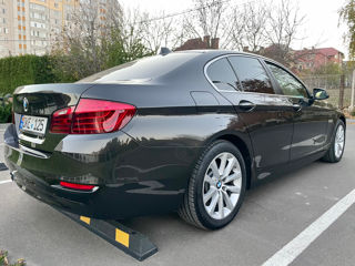 BMW 5 Series foto 5