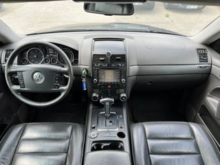 Volkswagen Touareg foto 9