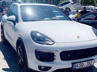 Porsche Cayenne foto 1