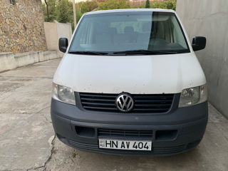 Volkswagen Caravelle foto 2